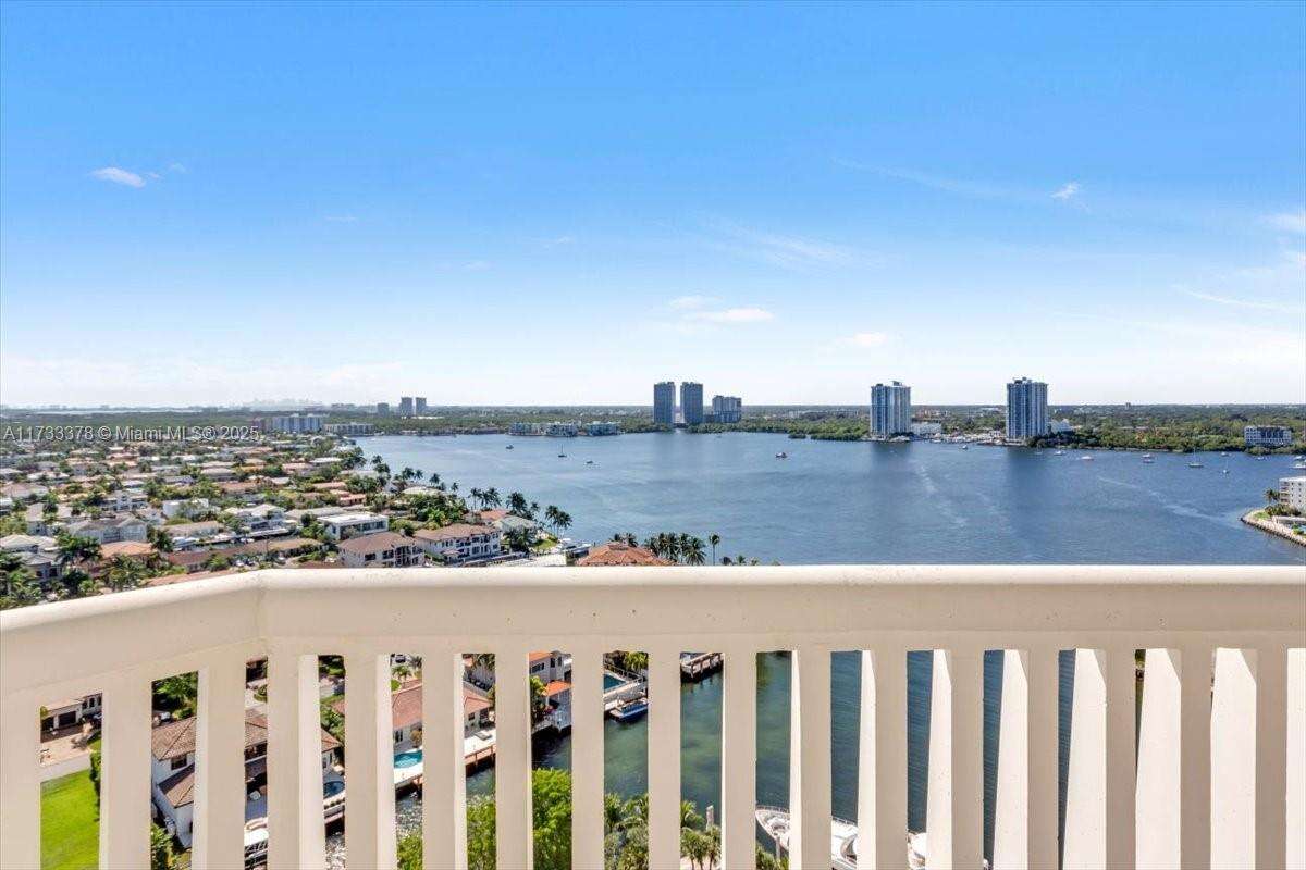 1000 Williams Island at 1000 Island Blvd, Aventura, FL 33160 - For Sale photo 2
