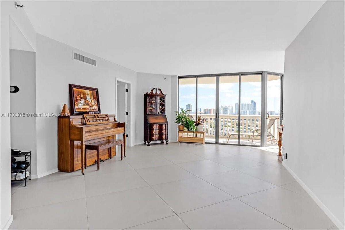 1000 Williams Island at 1000 Island Blvd, Aventura, FL 33160 - For Sale photo 6