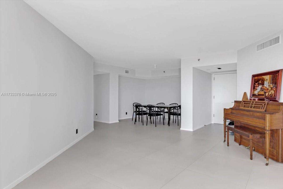 1000 Williams Island at 1000 Island Blvd, Aventura, FL 33160 - For Sale photo 8