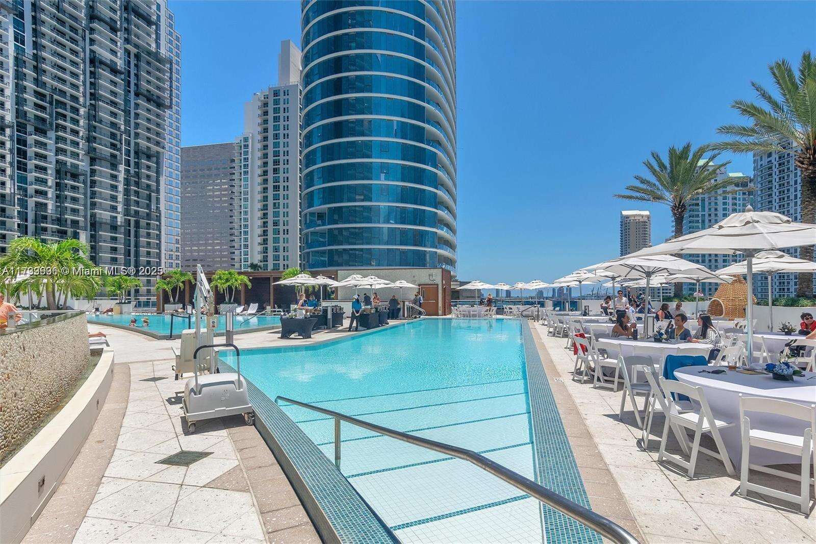 Epic Residences at 200 Biscayne Blvd Way, Miami, FL 33131 - For Sale photo 17