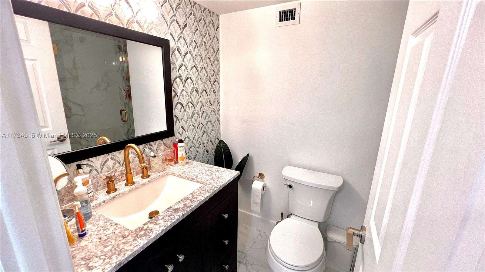 Maison Grande at 6039 Collins Ave, Miami Beach, FL 33140 - For Sale photo 14