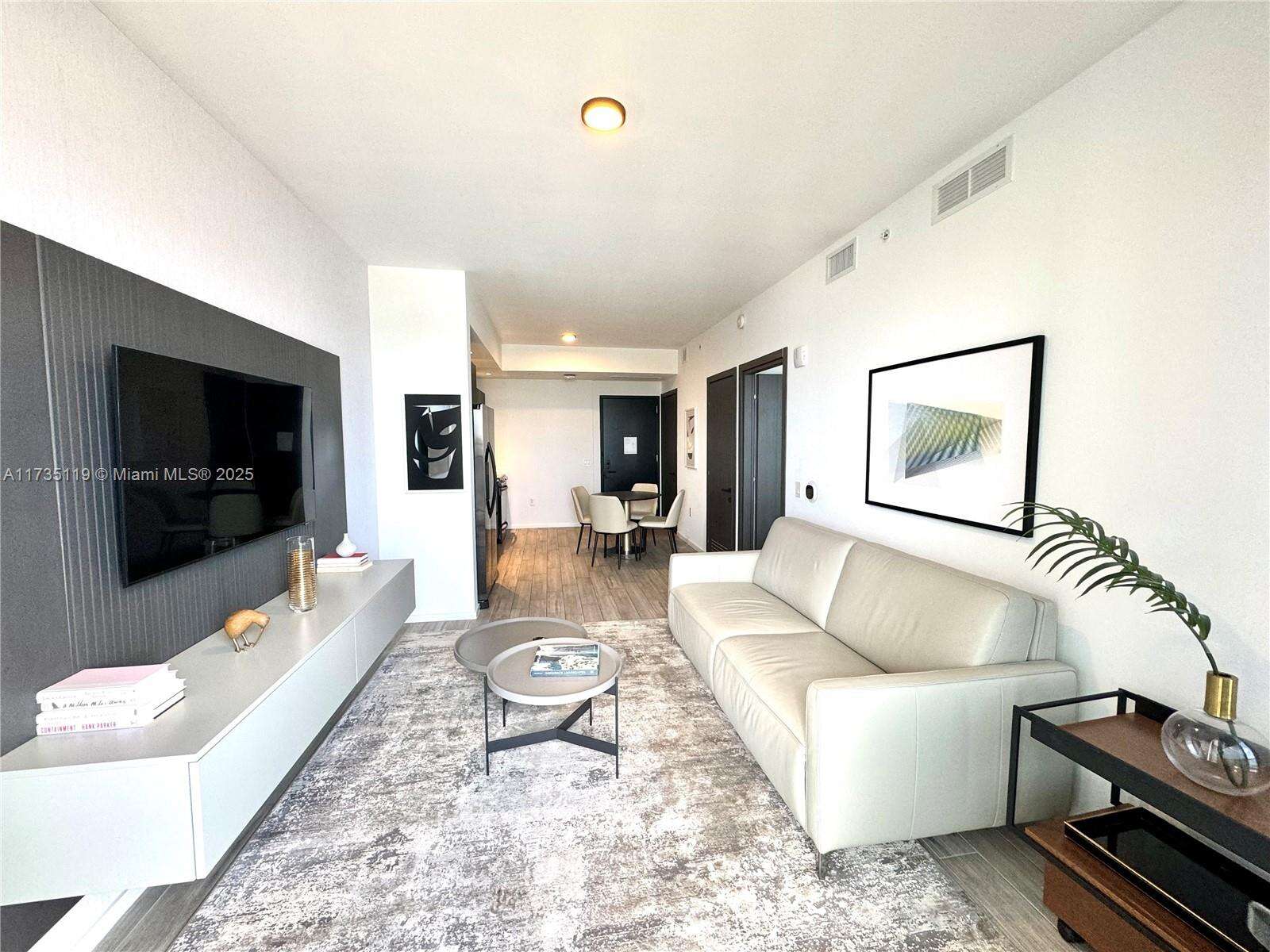 398 NE 5TH STREET - 398 5th St, Miami, FL 33132 | Picture 25