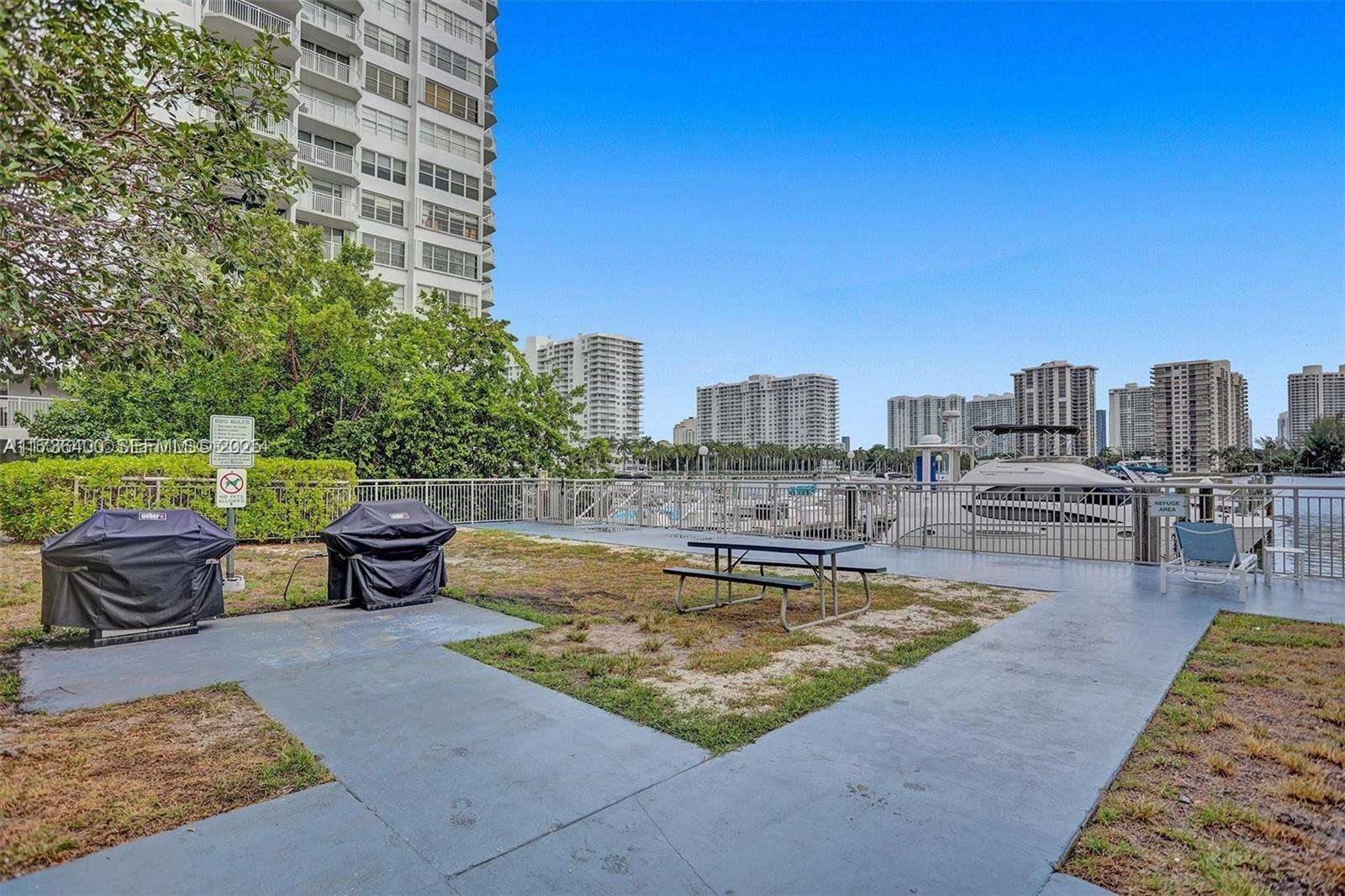 Del Prado at 18031 Biscayne Blvd, Aventura, FL 33160 - For Sale photo 29
