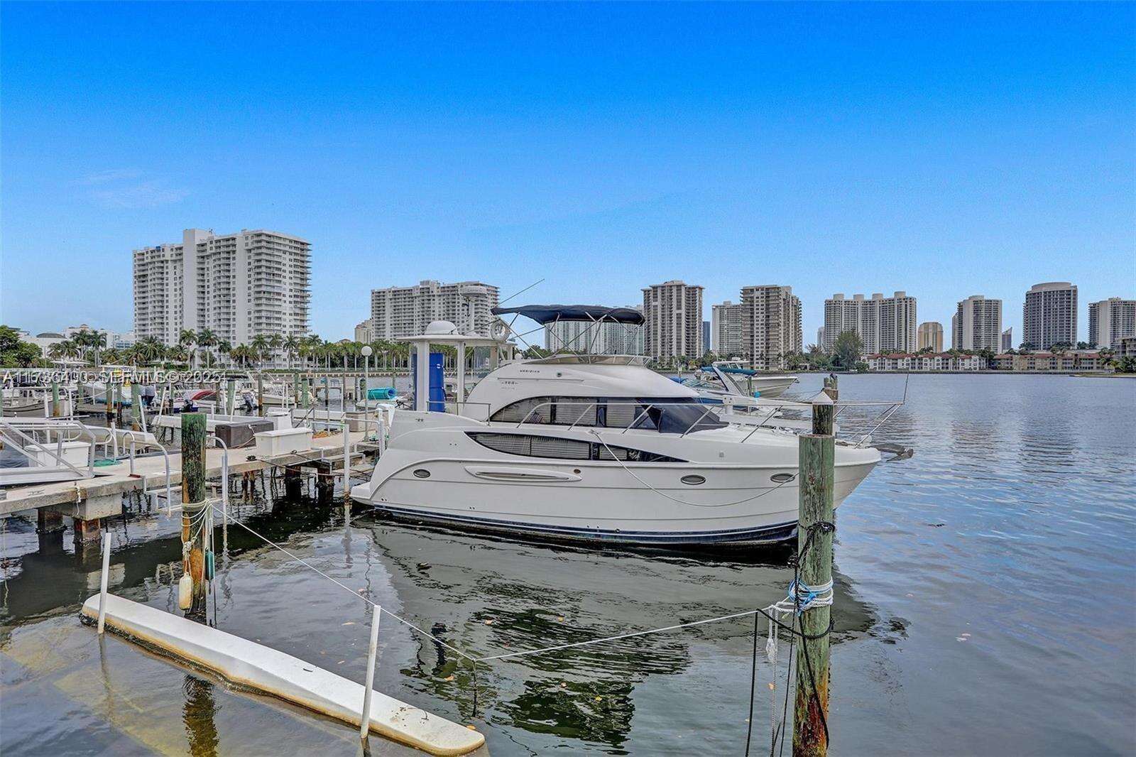Del Prado at 18031 Biscayne Blvd, Aventura, FL 33160 - For Sale photo 32
