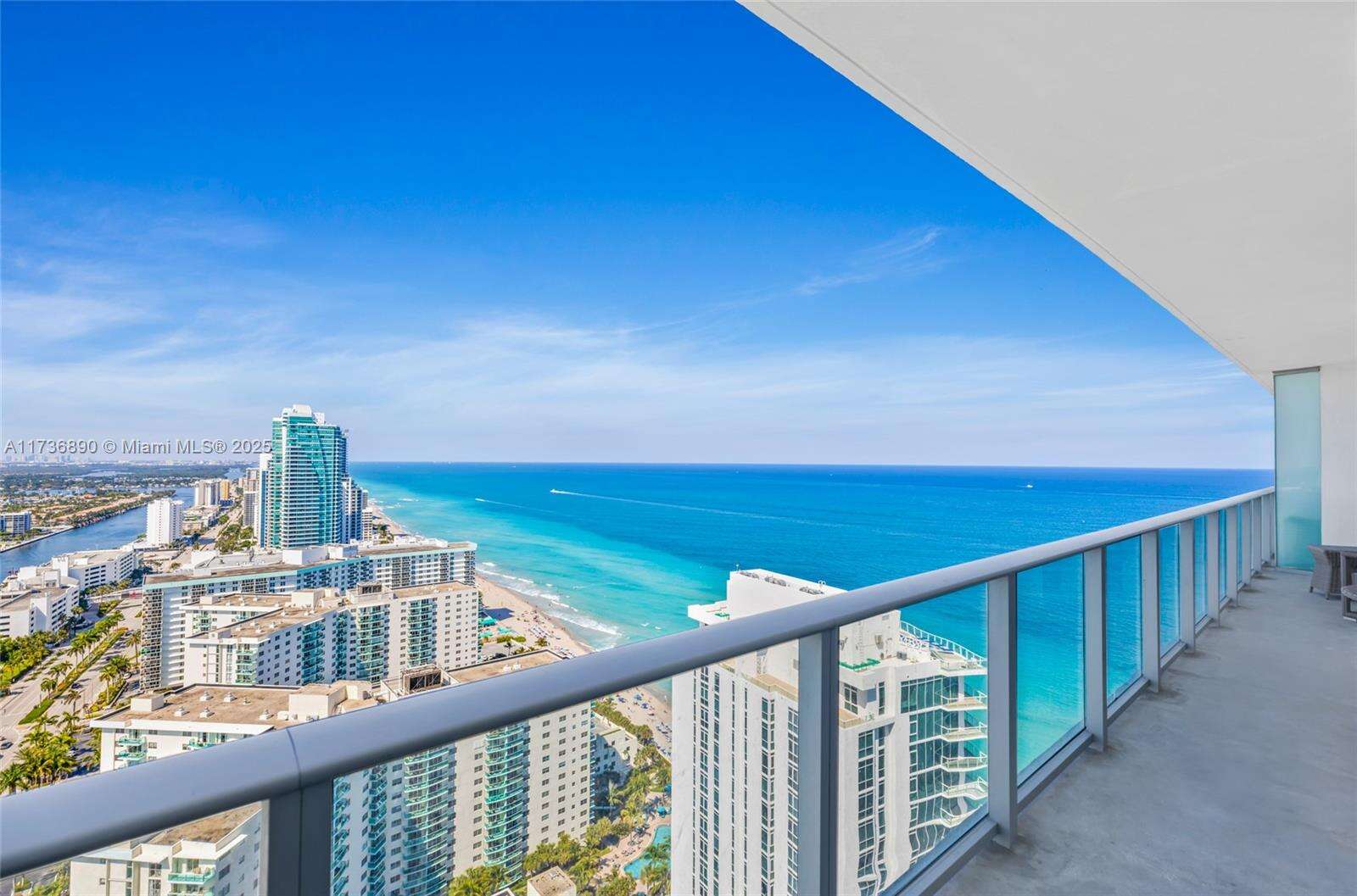 Hyde Resort at 4111 Ocean Dr, Hollywood, FL 33019 - For Sale photo 1