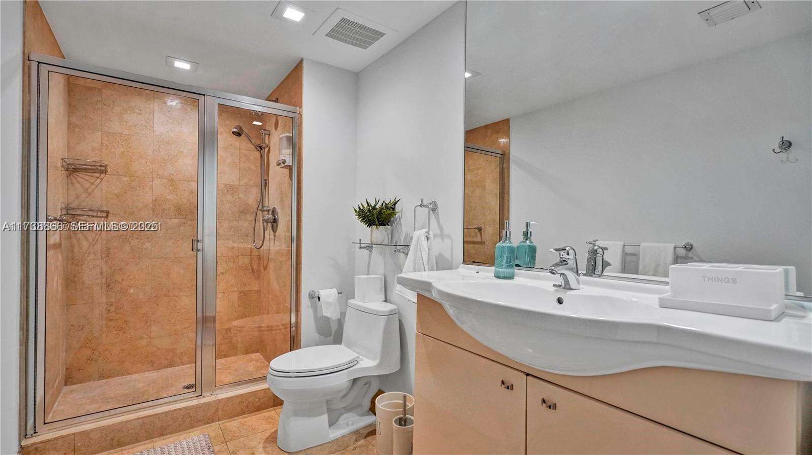 The Beach Club Two at 1830 Ocean Dr, Hallandale Beach, FL 33009 - For Sale photo 13