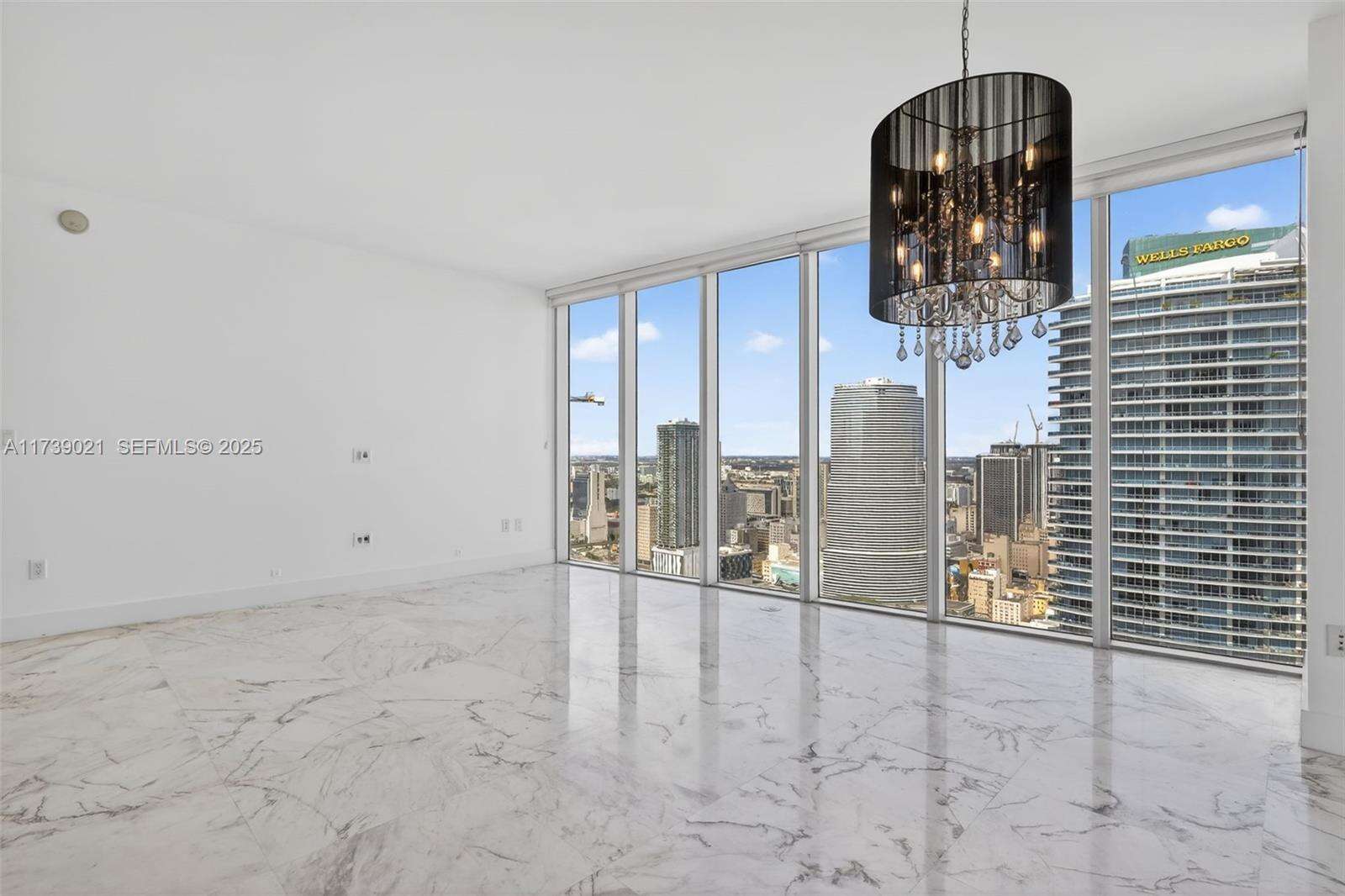 ICON BRICKELL CONDO NO 3 - 485 Brickell Ave, Miami, FL 33131 | Picture 12
