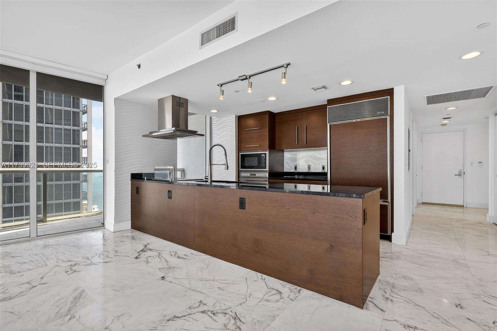 ICON BRICKELL CONDO NO 3 - 485 Brickell Ave, Miami, FL 33131 | Picture 13