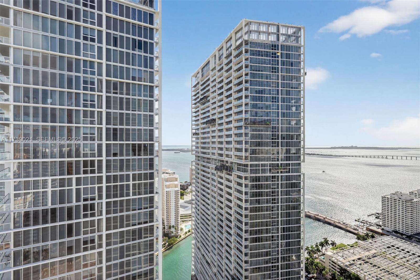 ICON BRICKELL CONDO NO 3 - 485 Brickell Ave, Miami, FL 33131 | Picture 30