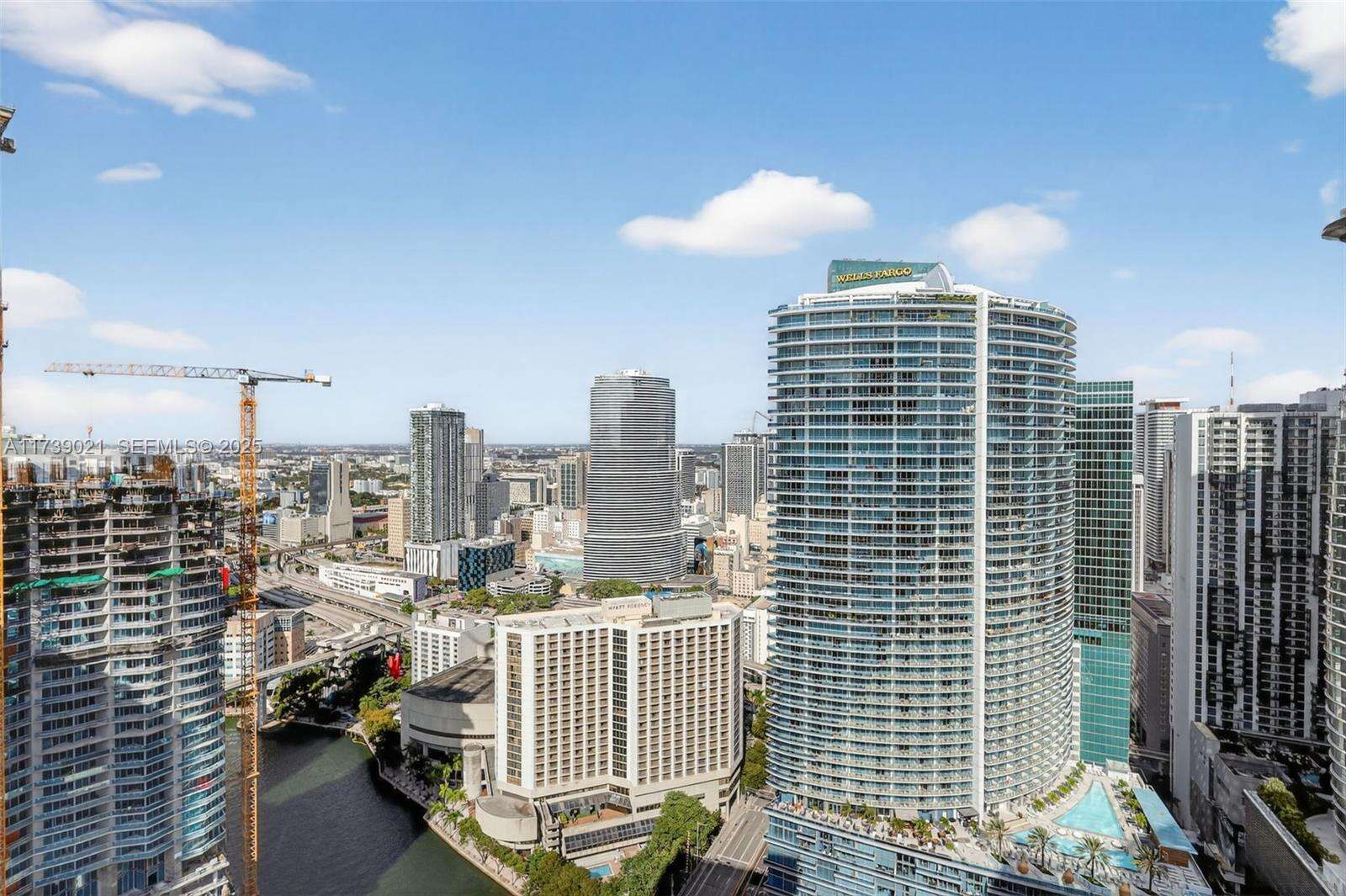 ICON BRICKELL CONDO NO 3 - 485 Brickell Ave, Miami, FL 33131 | Picture 31