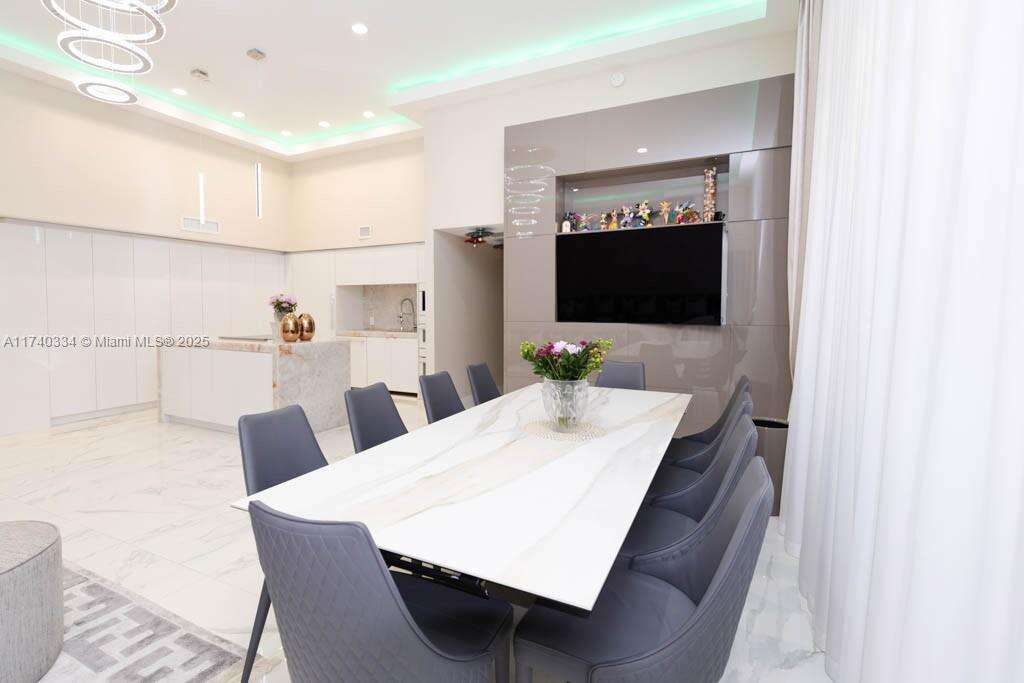 BEACH CLUB THREE - 1800 Ocean Dr, Hallandale Beach, FL 33009 | Picture 35