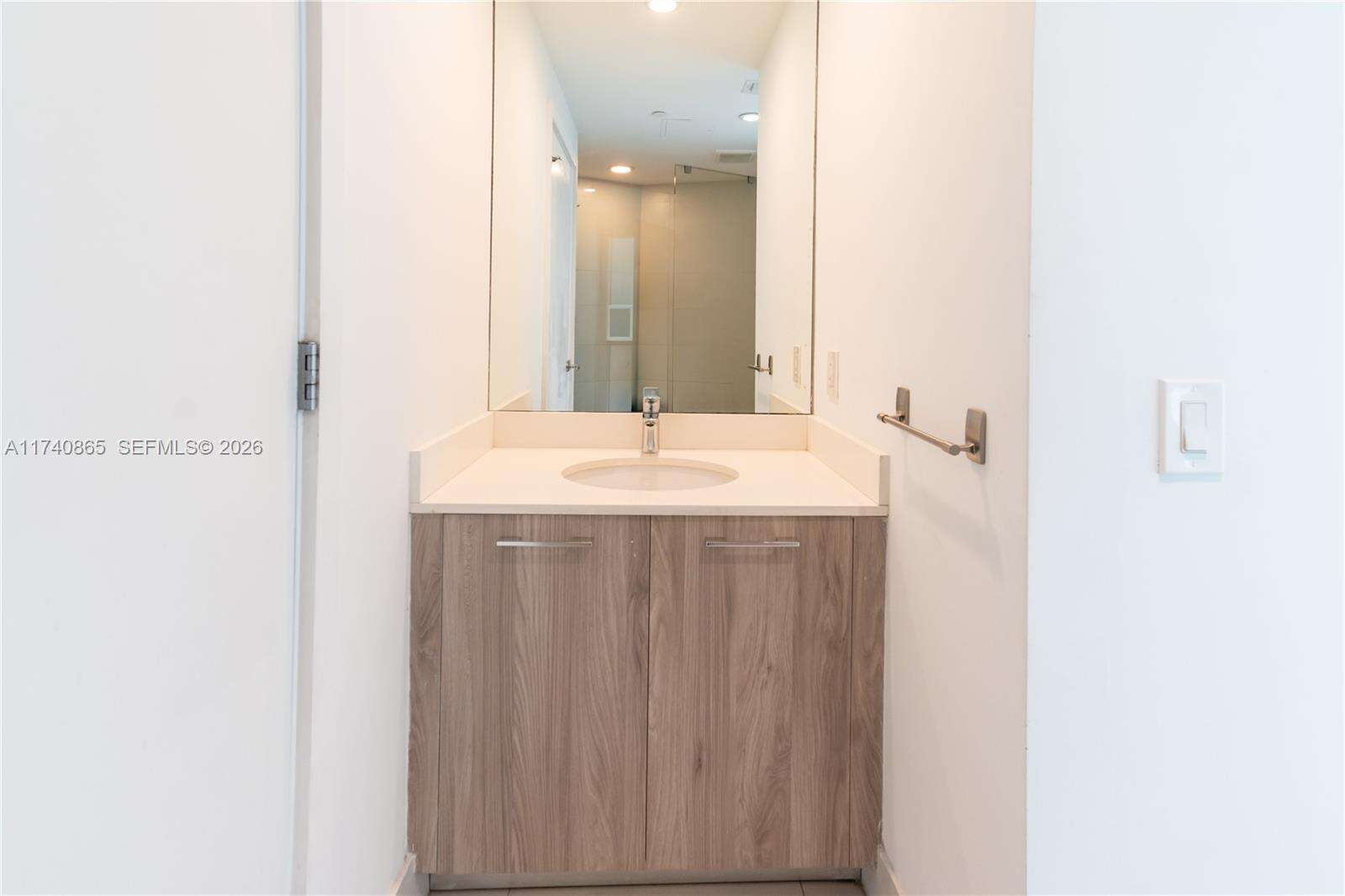 Paraiso Bayviews at Miami, FL 33137 - For Sale photo 9