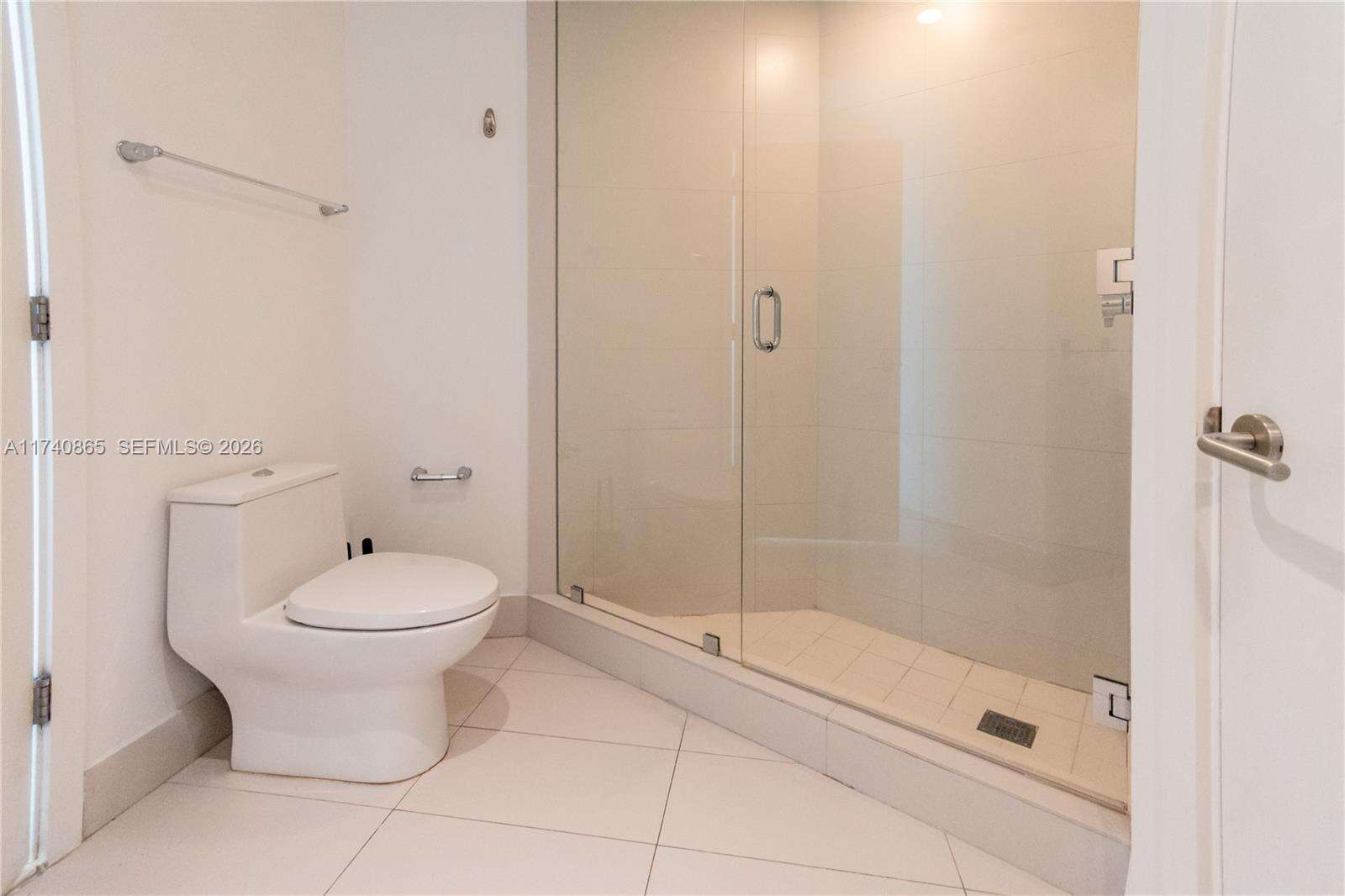 Paraiso Bayviews at Miami, FL 33137 - For Sale photo 10