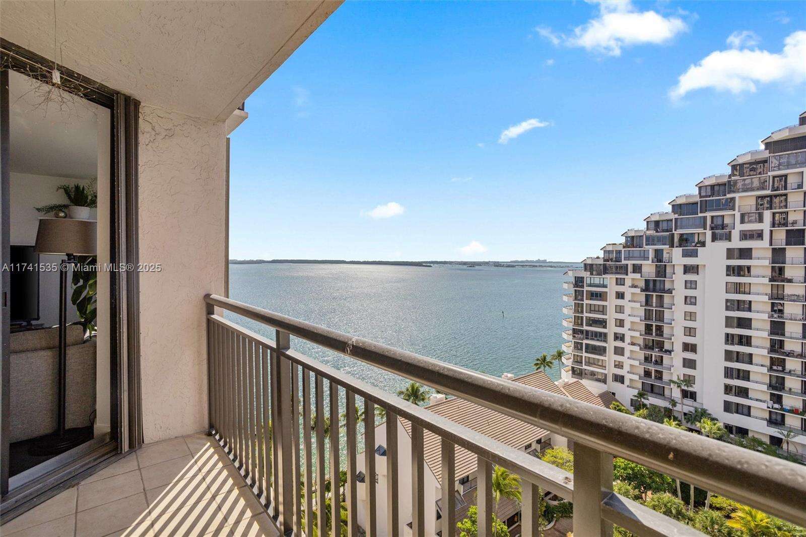 Brickell Key 2 at 540 Brickell Key Dr, Miami, FL 33131 - For Sale photo 4