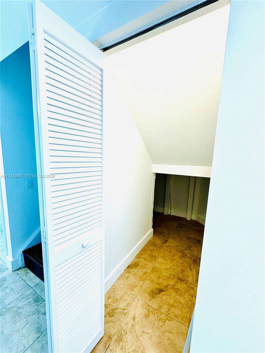 Brickell On The River at 41 5 St, Miami, FL 33131 - For Sale photo 14