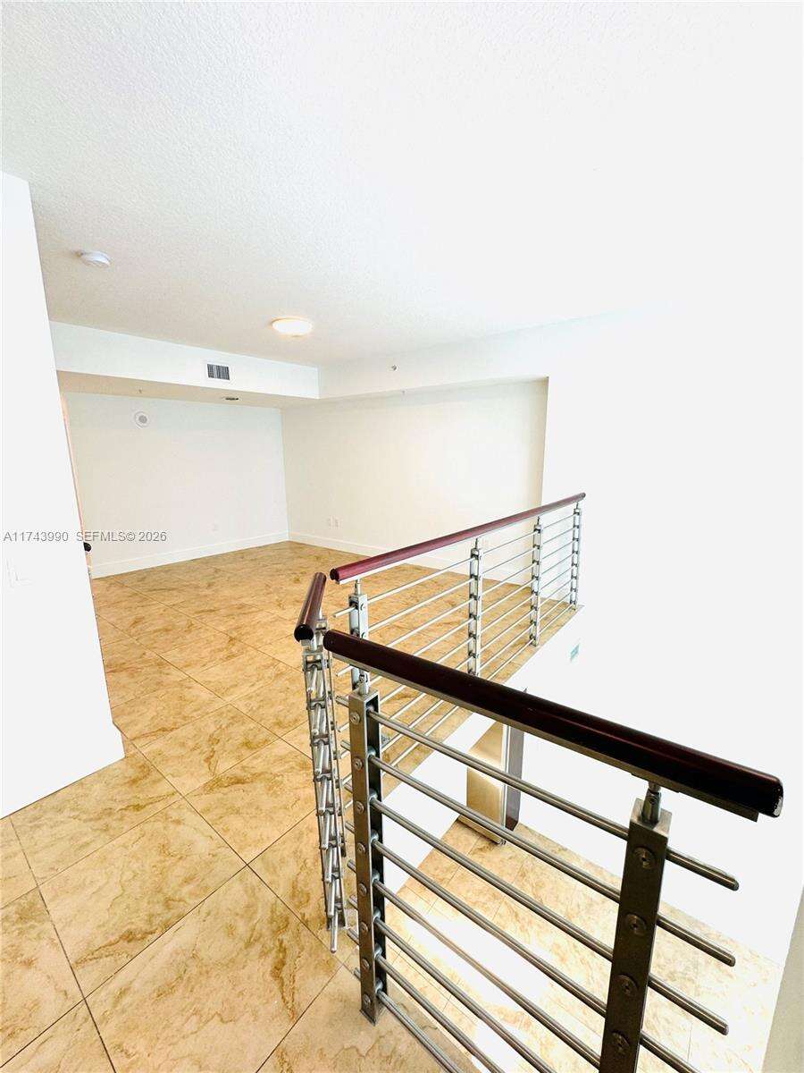 Brickell On The River at 41 5 St, Miami, FL 33131 - For Sale photo 17