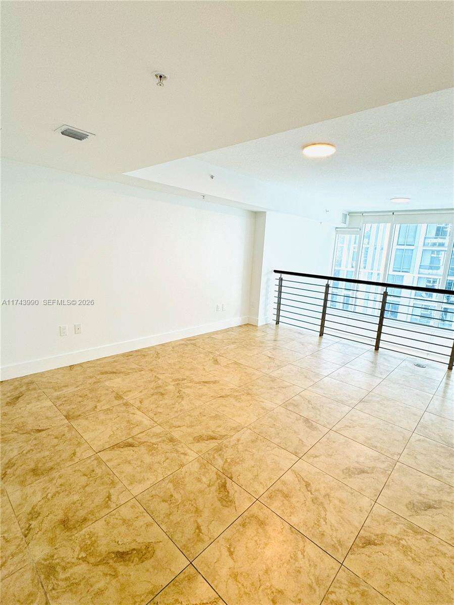 Brickell On The River at 41 5 St, Miami, FL 33131 - For Sale photo 31