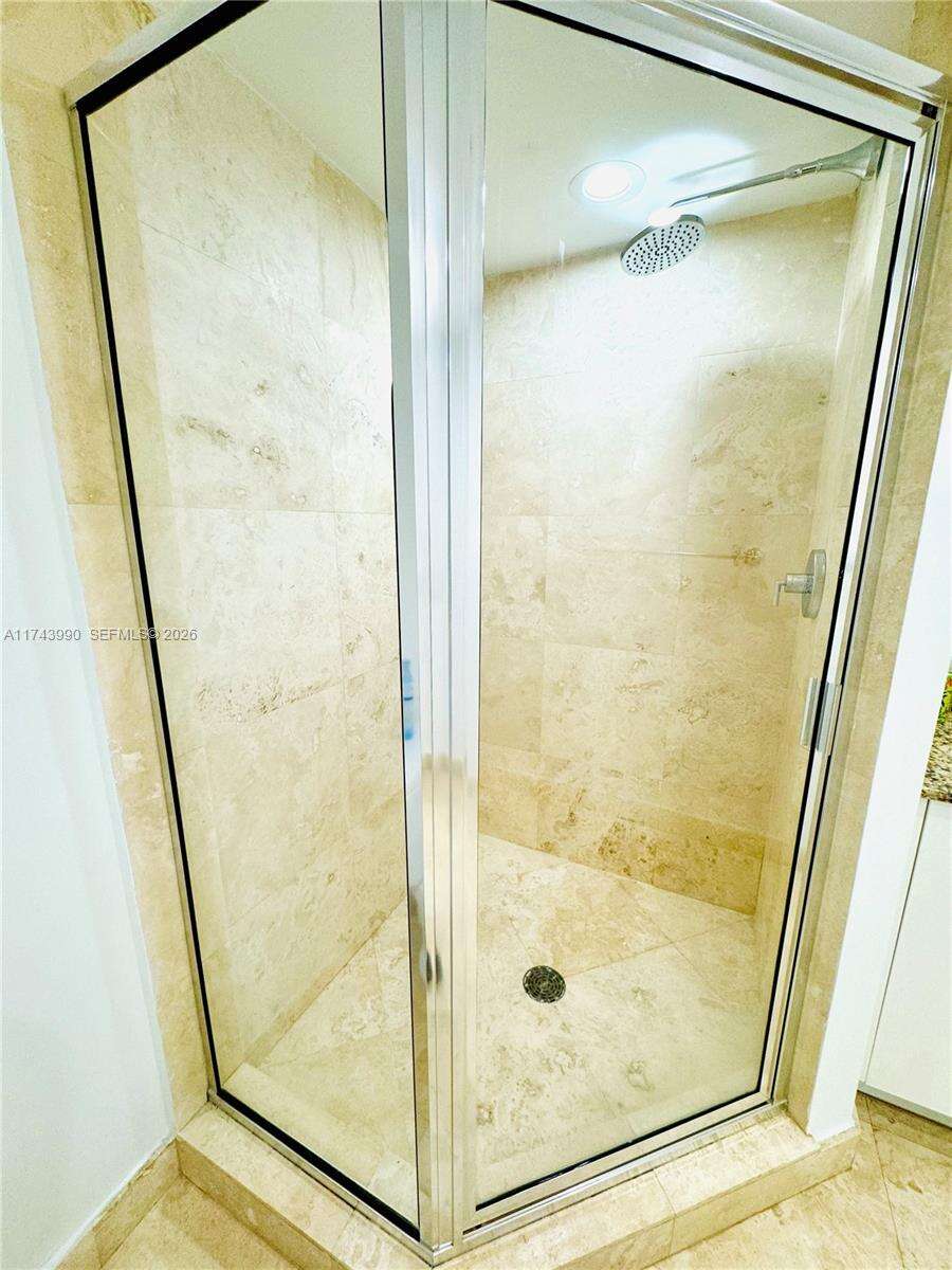 Brickell On The River at 41 5 St, Miami, FL 33131 - For Sale photo 9