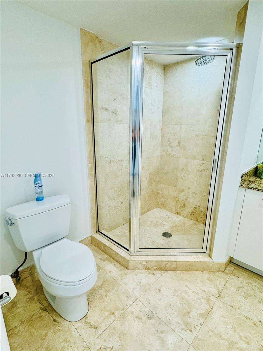 Brickell On The River at 41 5 St, Miami, FL 33131 - For Sale photo 10