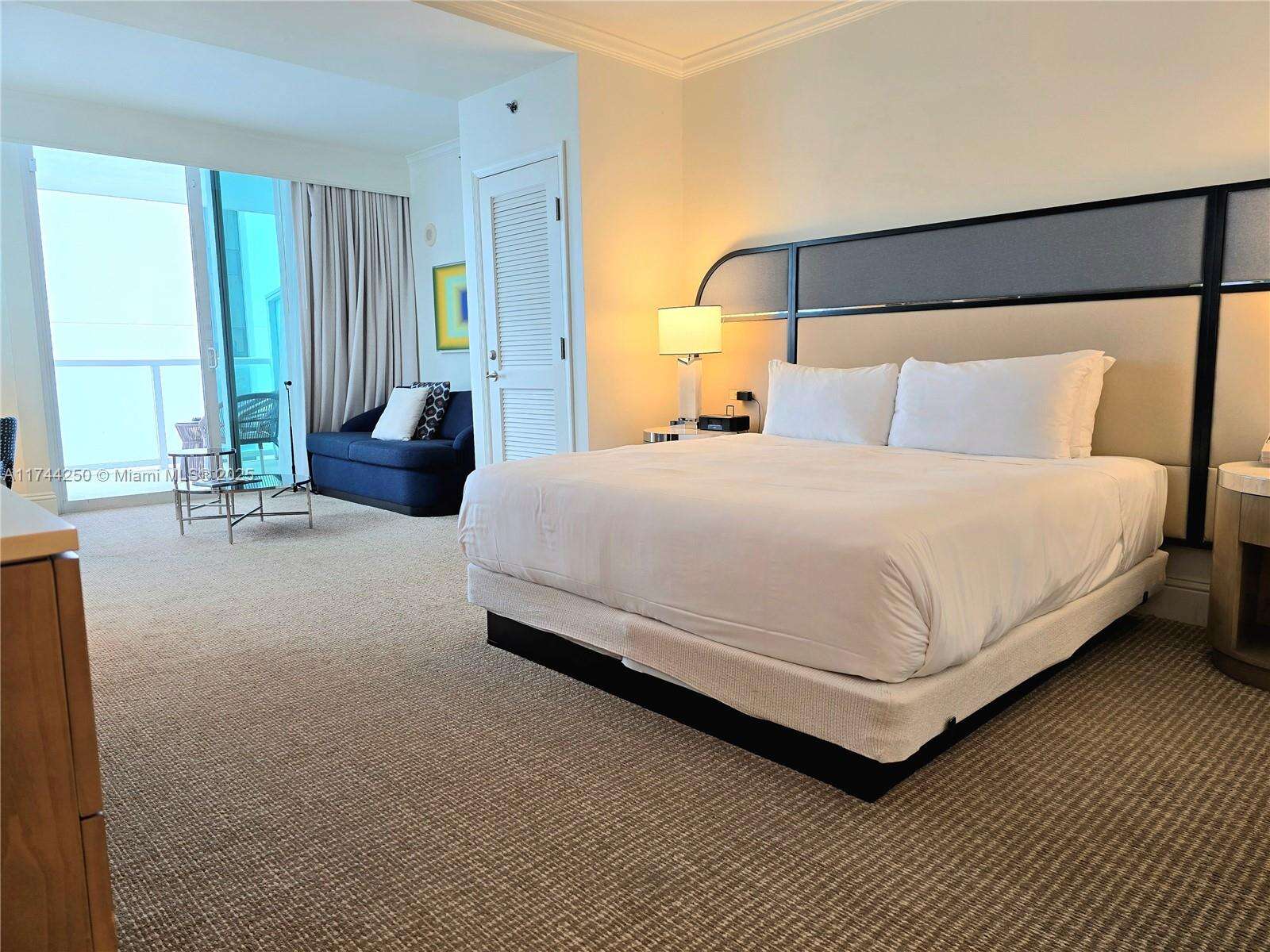 Fontainebleau 2 at 4401 Collins Ave, Miami Beach, FL 33140 - For Sale photo 2