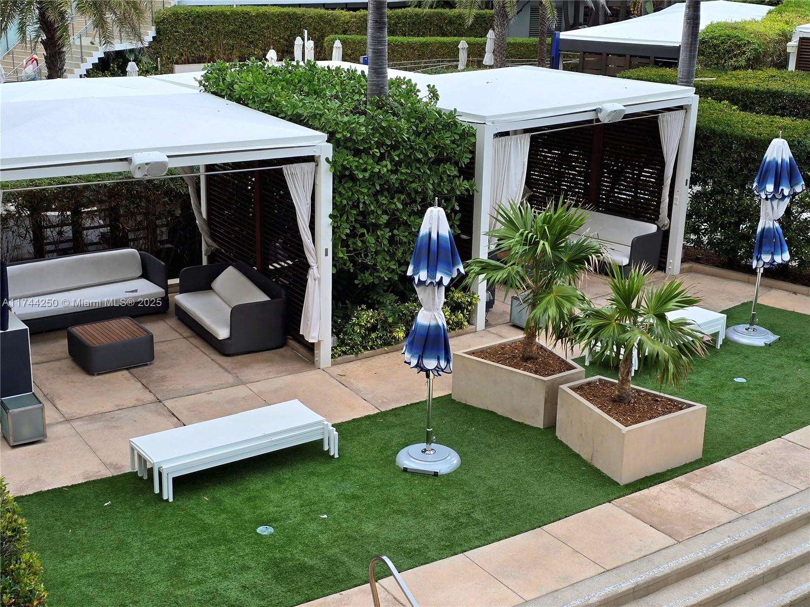 Fontainebleau 2 at 4401 Collins Ave, Miami Beach, FL 33140 - For Sale photo 9