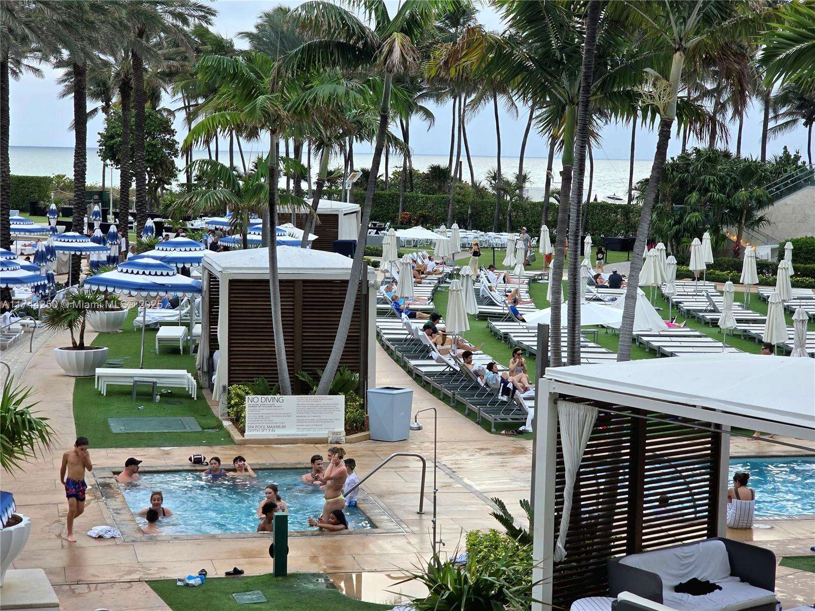 Fontainebleau 2 at 4401 Collins Ave, Miami Beach, FL 33140 - For Sale photo 10