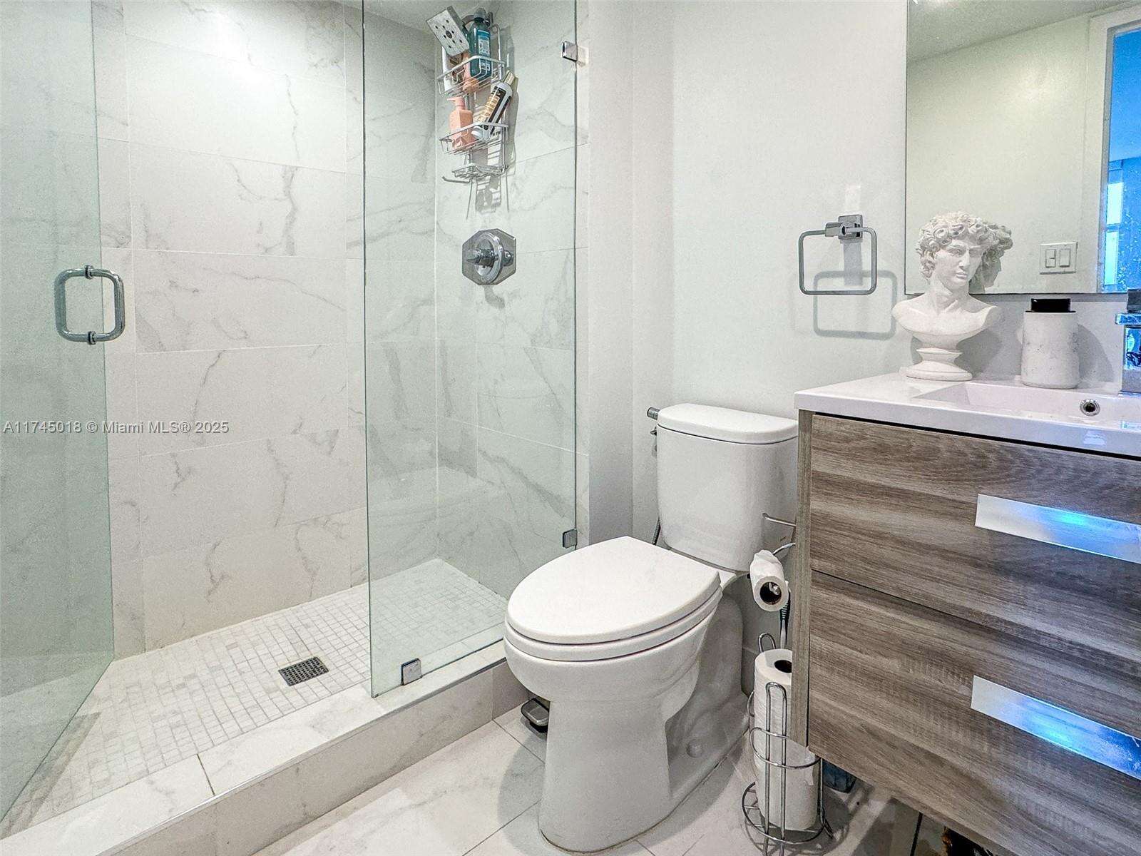 Arlen House at 100 Bayview Dr, Sunny Isles Beach, FL 33160 - For Sale photo 14