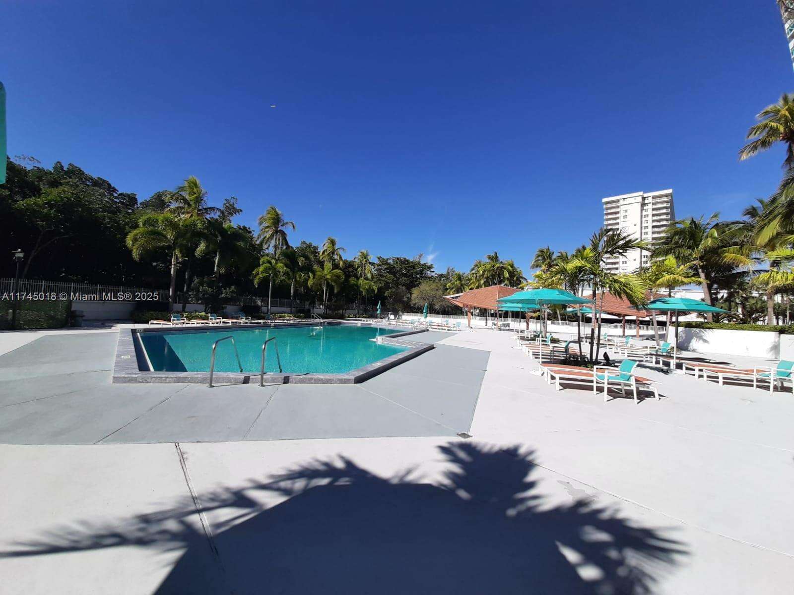 Arlen House at 100 Bayview Dr, Sunny Isles Beach, FL 33160 - For Sale photo 17