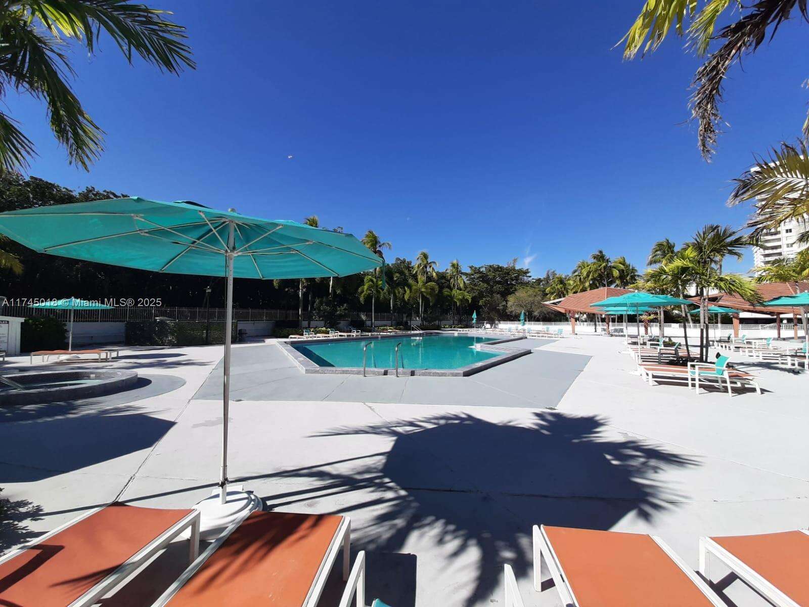 Arlen House at 100 Bayview Dr, Sunny Isles Beach, FL 33160 - For Sale photo 18