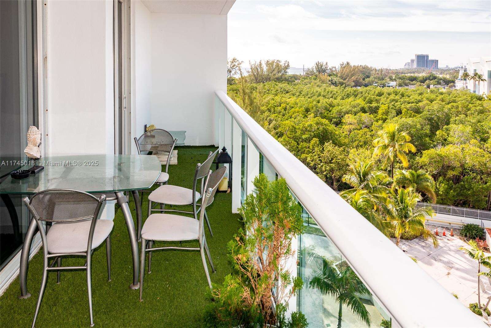Arlen House at 100 Bayview Dr, Sunny Isles Beach, FL 33160 - For Sale photo 31
