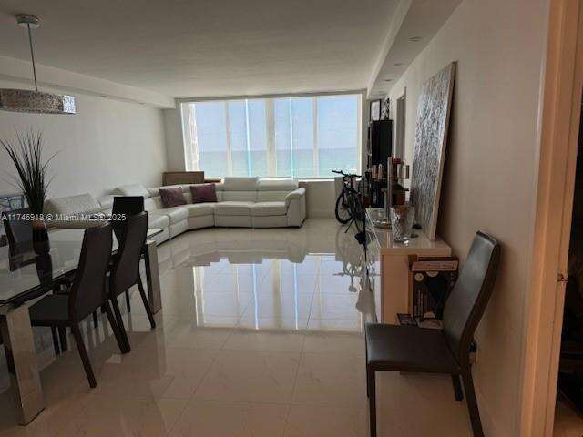The Carriage House at 5401 Collins Ave, Miami Beach, FL 33140 - For Sale photo 18