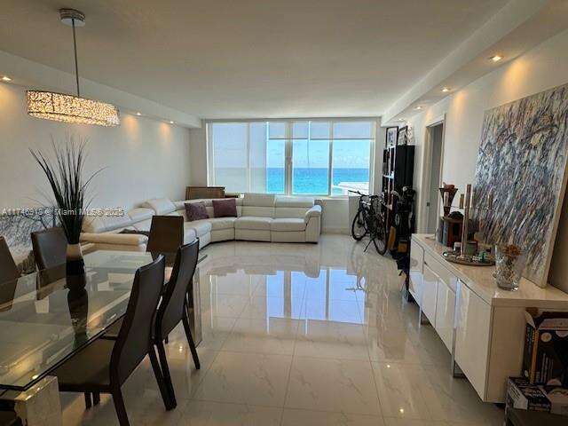 The Carriage House at 5401 Collins Ave, Miami Beach, FL 33140 - For Sale photo 19