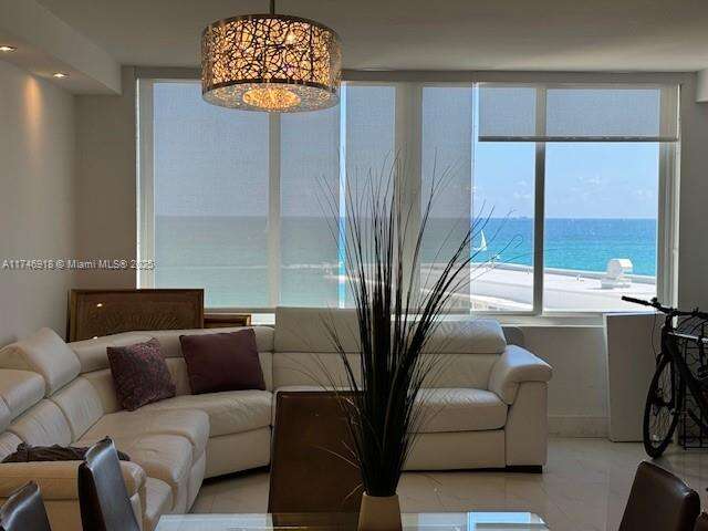 The Carriage House at 5401 Collins Ave, Miami Beach, FL 33140 - For Sale photo 20