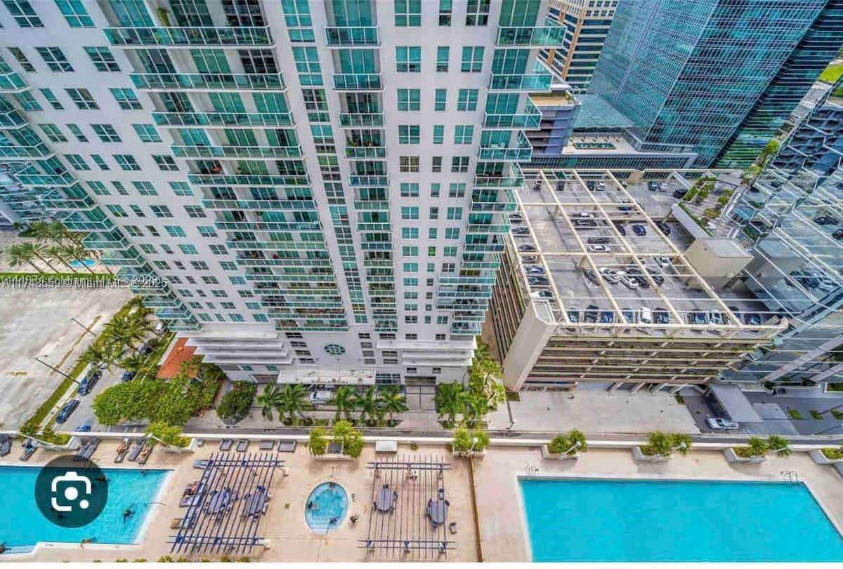 The Club At Brickell Bay at 1200 Brickell Bay Dr, Miami, FL 33131 - For Sale photo 16