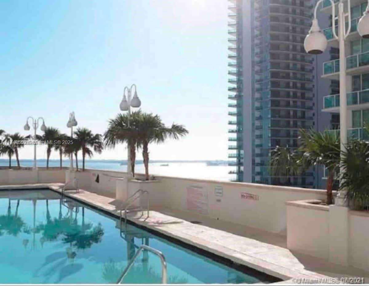 The Club At Brickell Bay at 1200 Brickell Bay Dr, Miami, FL 33131 - For Sale photo 19
