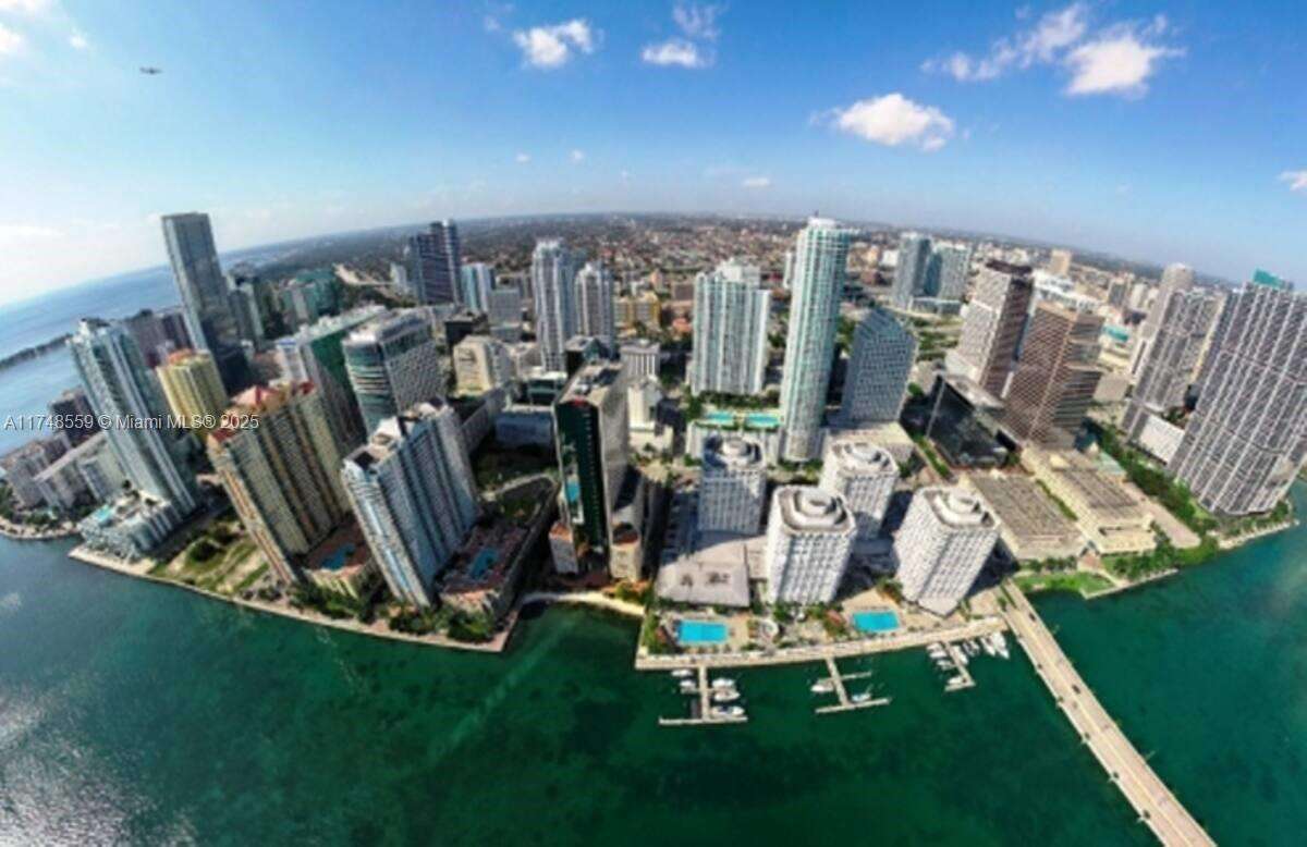 The Club At Brickell Bay at 1200 Brickell Bay Dr, Miami, FL 33131 - For Sale photo 20
