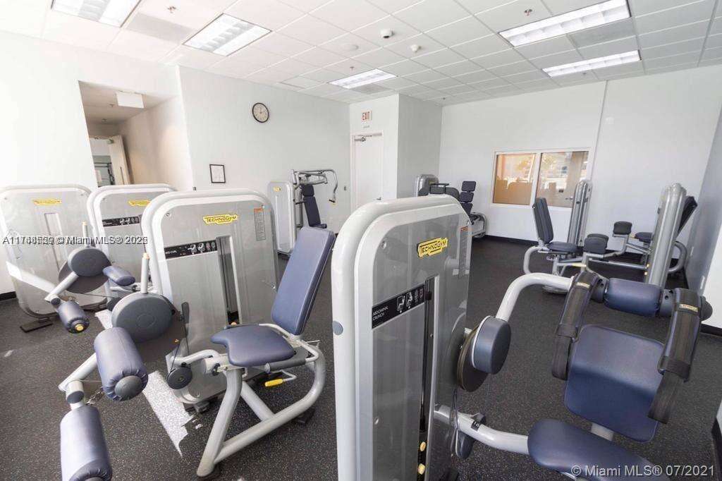 The Club At Brickell Bay at 1200 Brickell Bay Dr, Miami, FL 33131 - For Sale photo 5