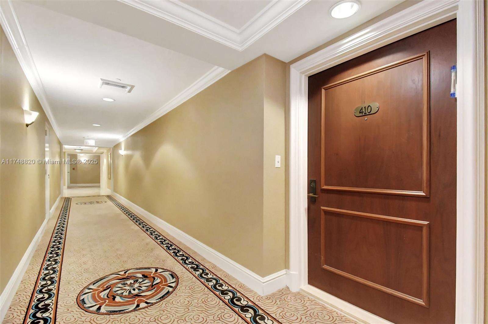 2000 Williams Island at 2000 Island Blvd, Aventura, FL 33160 - For Sale photo 2