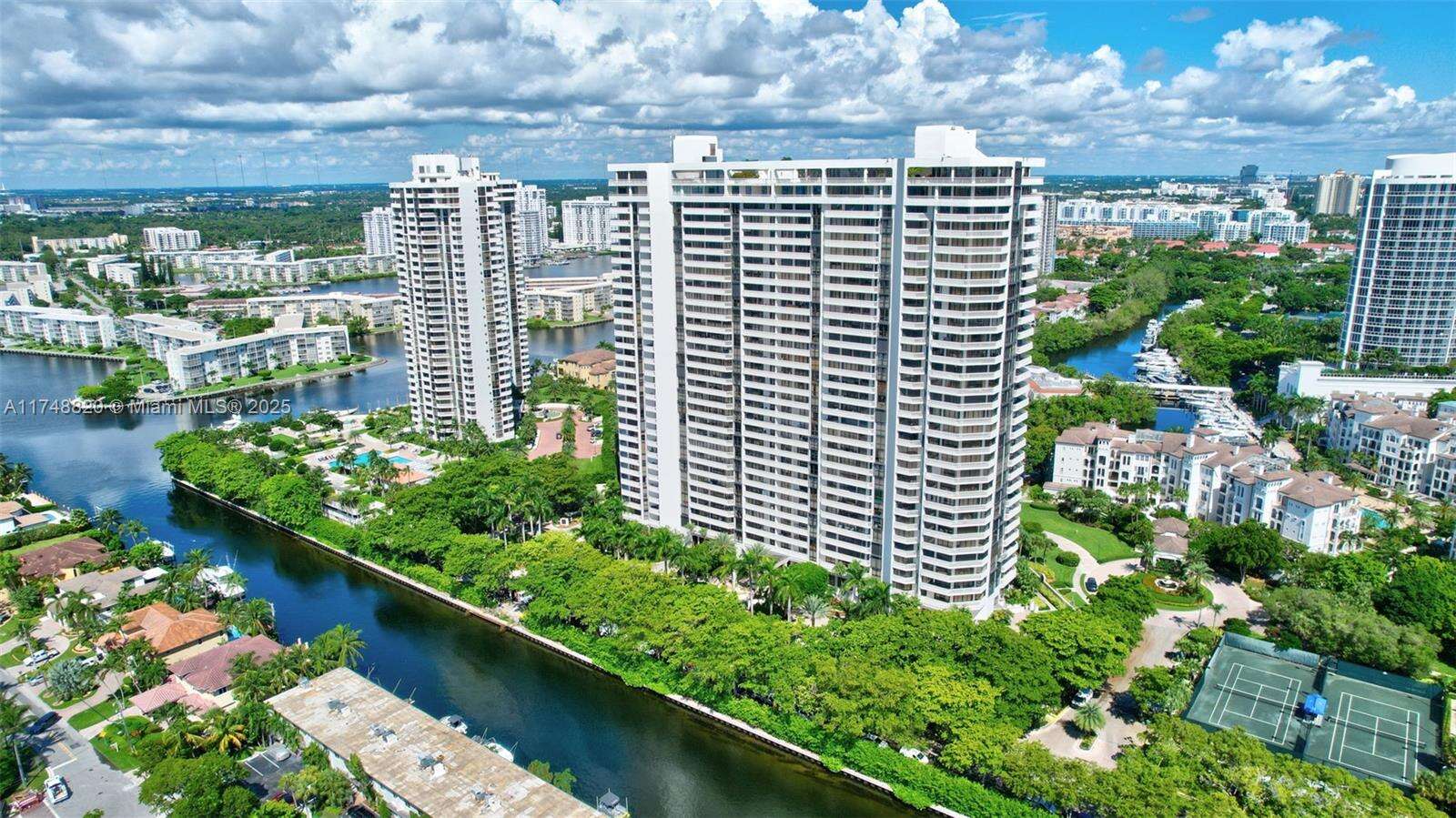 2000 Williams Island at 2000 Island Blvd, Aventura, FL 33160 - For Sale photo 32