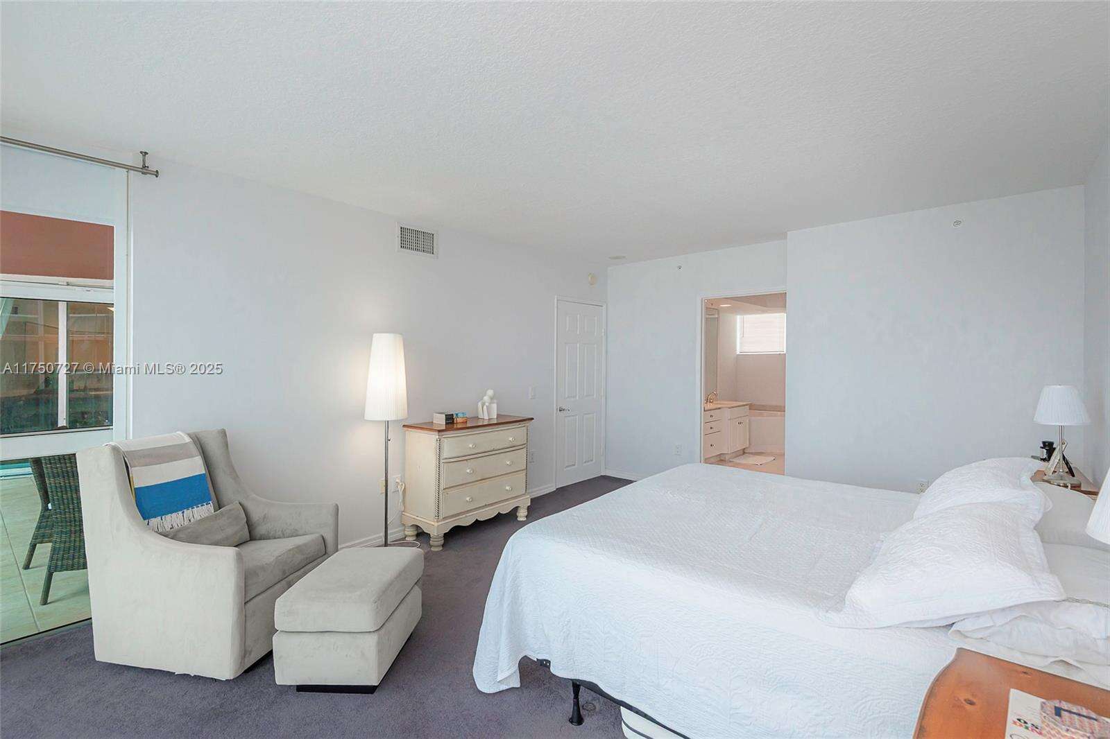Hidden Bay at Aventura, FL 33180 - For Sale photo 14