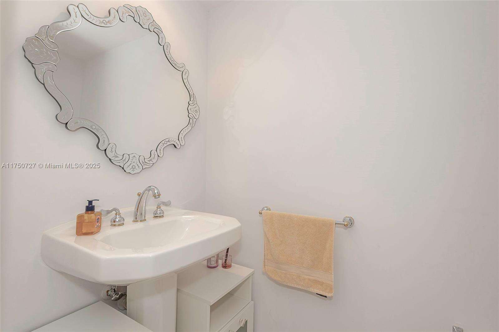 Hidden Bay at Aventura, FL 33180 - For Sale photo 19