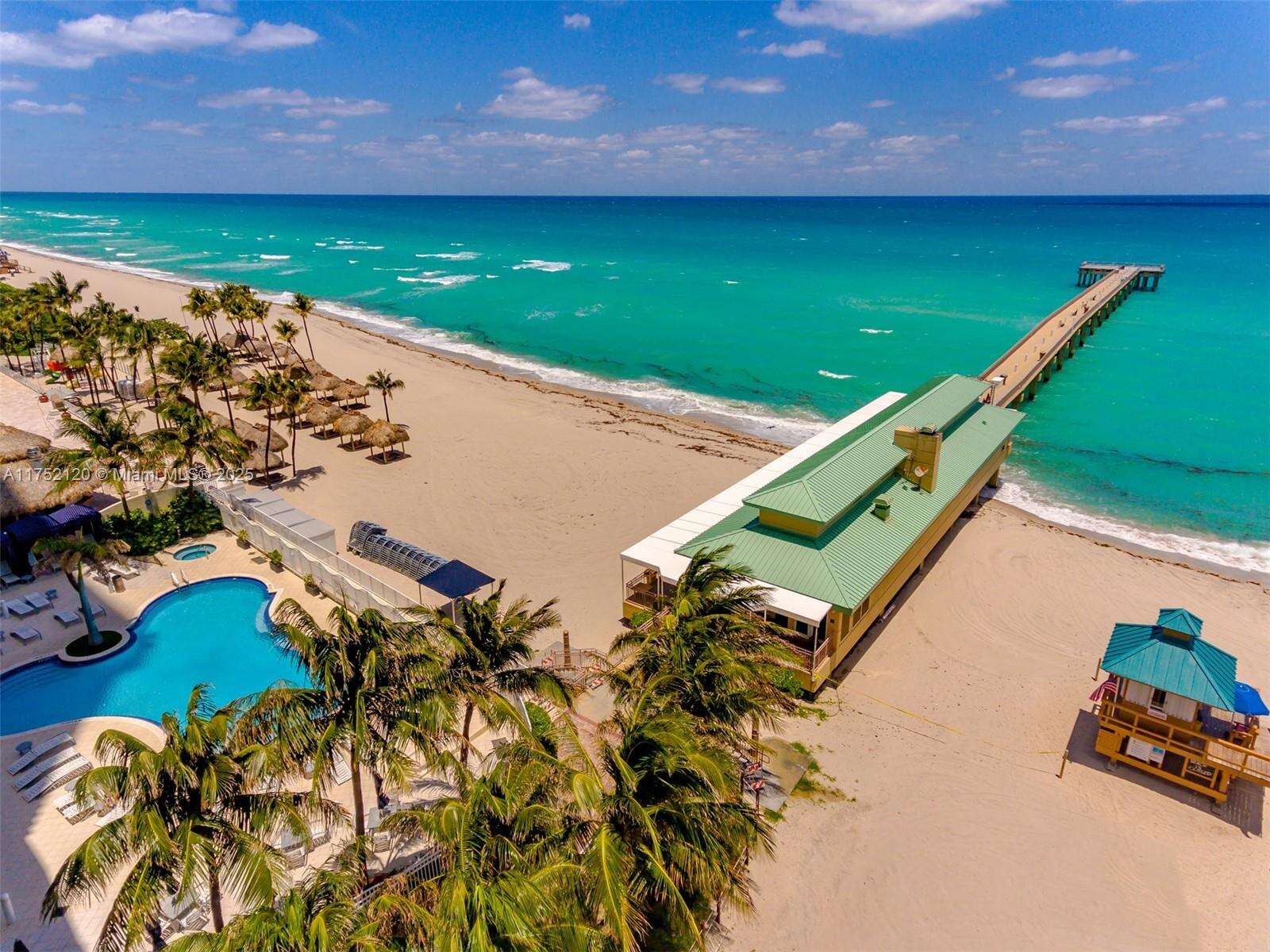 La Perla at 16699 Collins Ave, Sunny Isles Beach, FL 33160 - For Sale photo 44