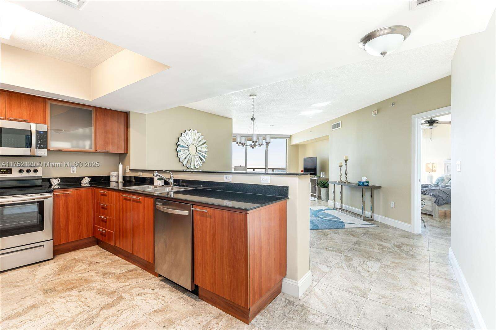 La Perla at 16699 Collins Ave, Sunny Isles Beach, FL 33160 - For Sale photo 7