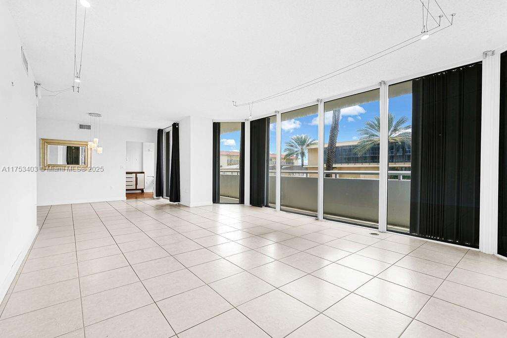 Mirage at 8925 Collins Ave, Surfside, FL 33154 - For Sale photo 12