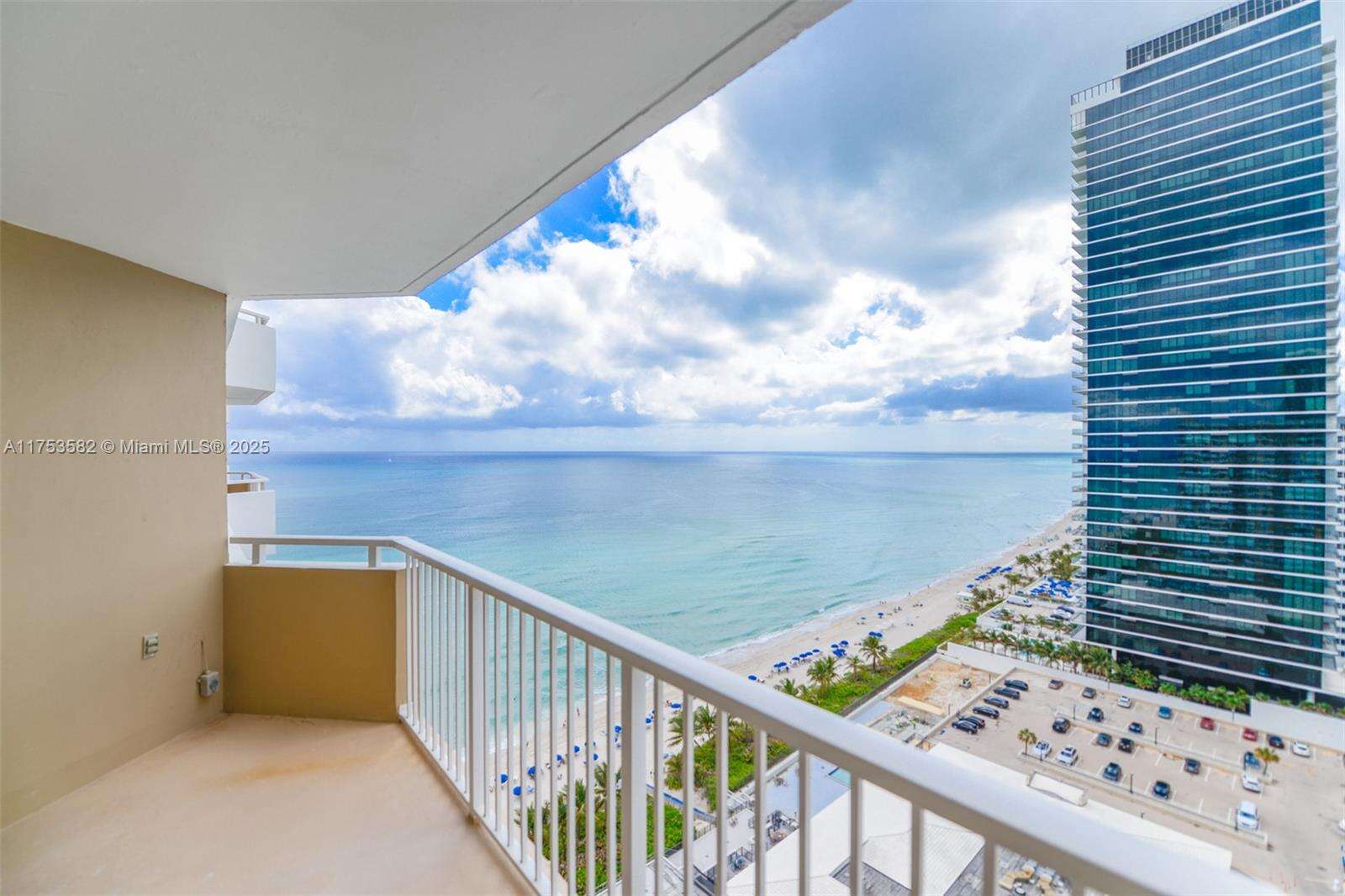 The Hemispheres at 1950 Ocean Dr, Hallandale Beach, FL 33009 - For Sale photo 27