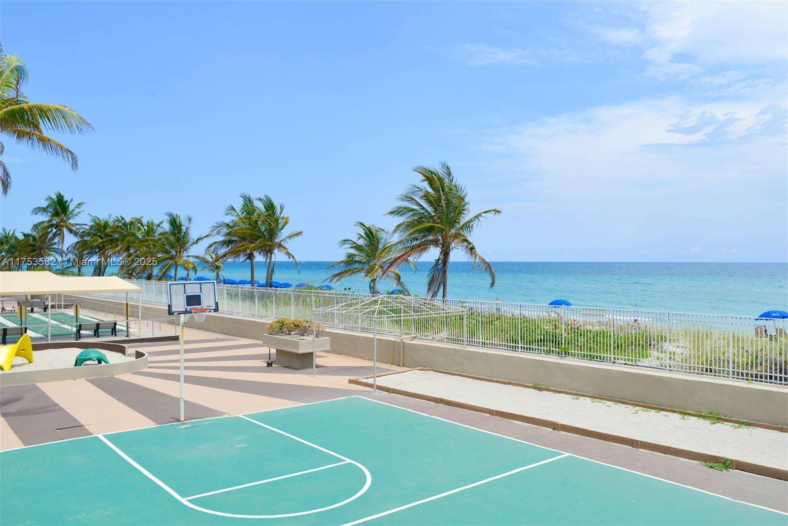 The Hemispheres at 1950 Ocean Dr, Hallandale Beach, FL 33009 - For Sale photo 34