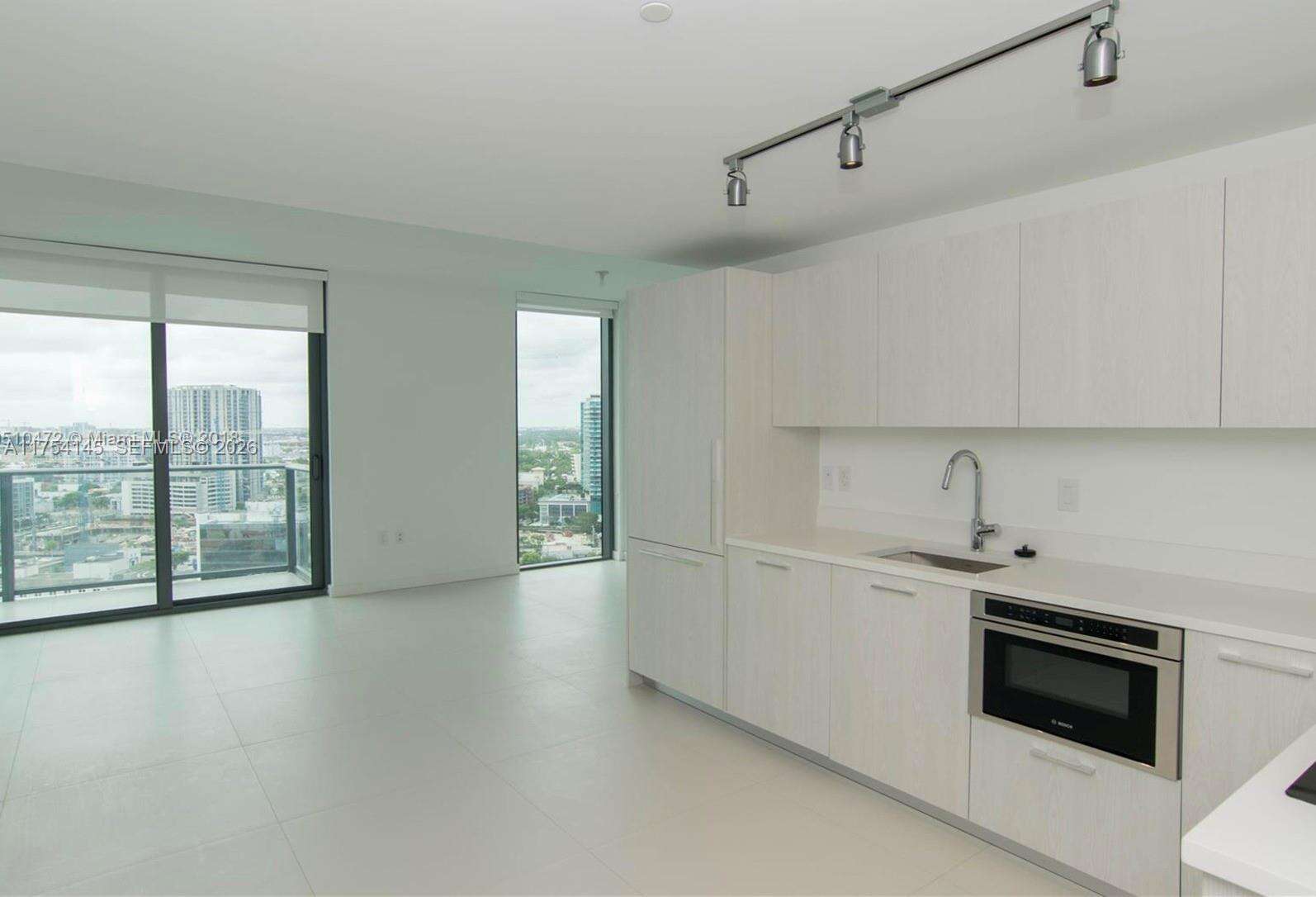 Paraiso Bayviews at 501 31 St, Miami, FL 33137 - For Sale photo 1
