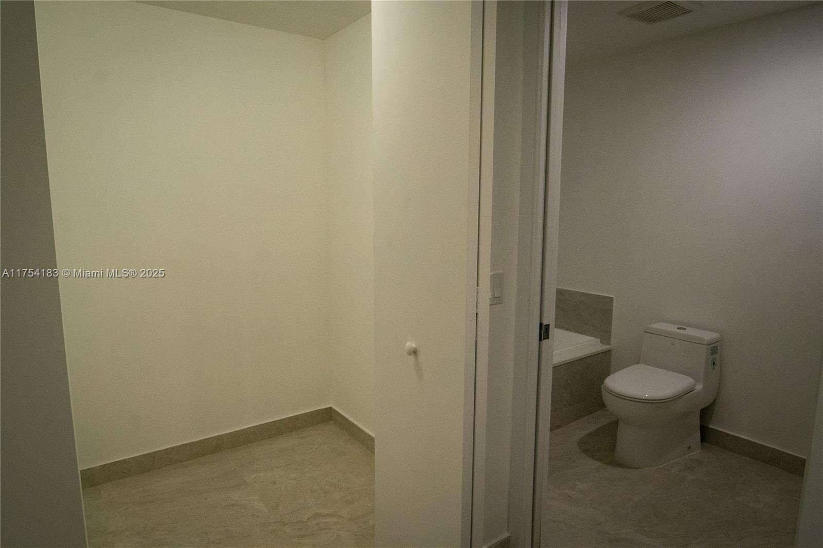 Aria On The Bay at 488 18 St, Miami, FL 33132 - For Sale photo 20