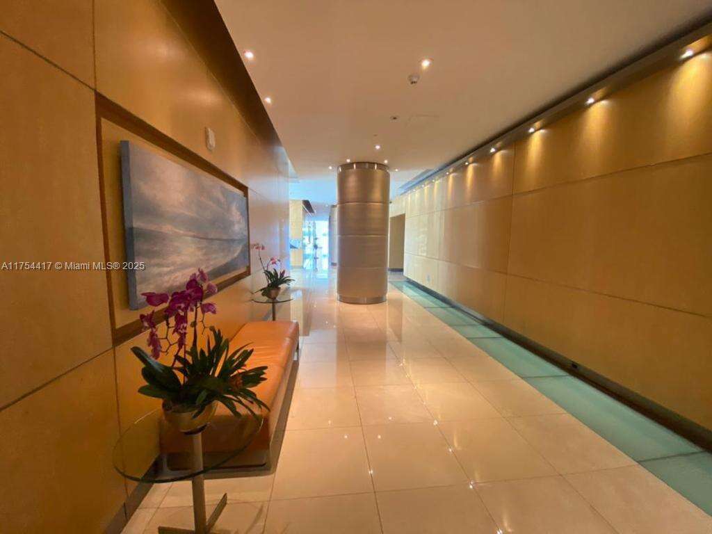 Skyline On Brickell at 2101 Brickell Ave, Miami, FL 33129 - For Sale photo 13