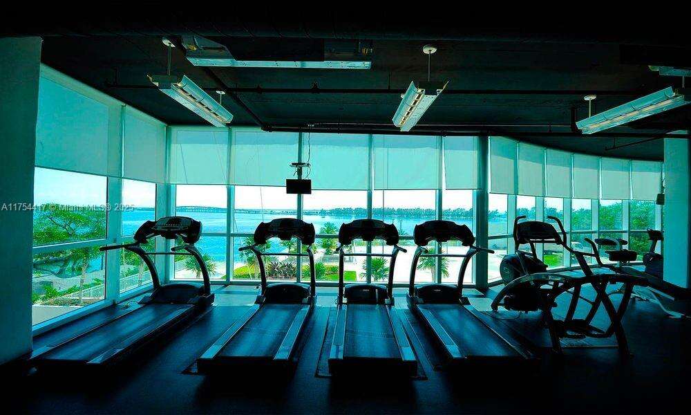 Skyline On Brickell at 2101 Brickell Ave, Miami, FL 33129 - For Sale photo 17